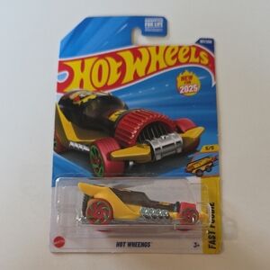 Hot Wheels - Fast Foodie - Fast Wheeings Toy Car - Yellow and Red
